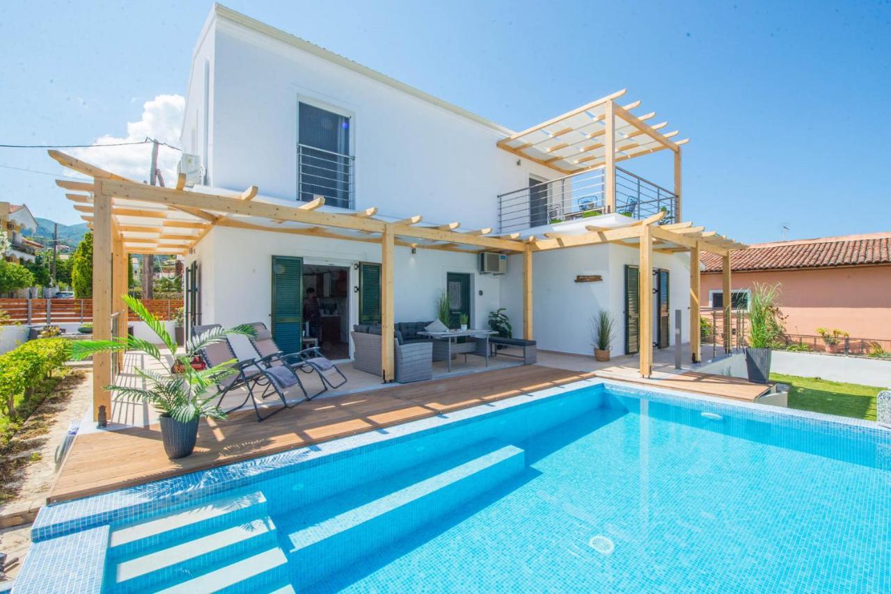 Acharavi Beach Villa Exterior photo